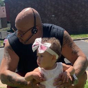 Meet your Posher, Gregory